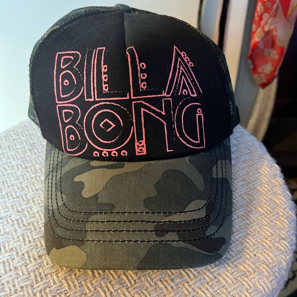 Billabong trucker hat